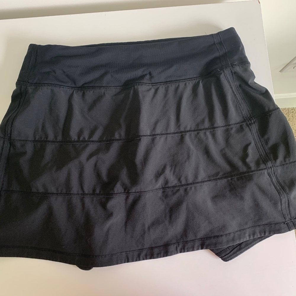 Lululemon Pace Rival Mid-Rise Skirt